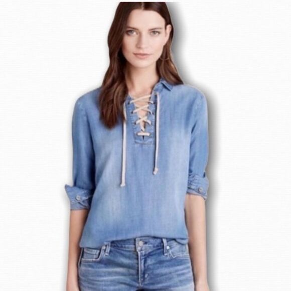 Anthropologie Cloth & Stone Chambray Tencel Denim 1/4 Lace Up Nautical Top S - Picture 1 of 11